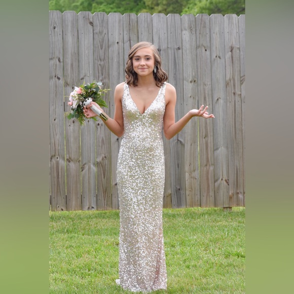 Prom Dress - Picture 2 of 4